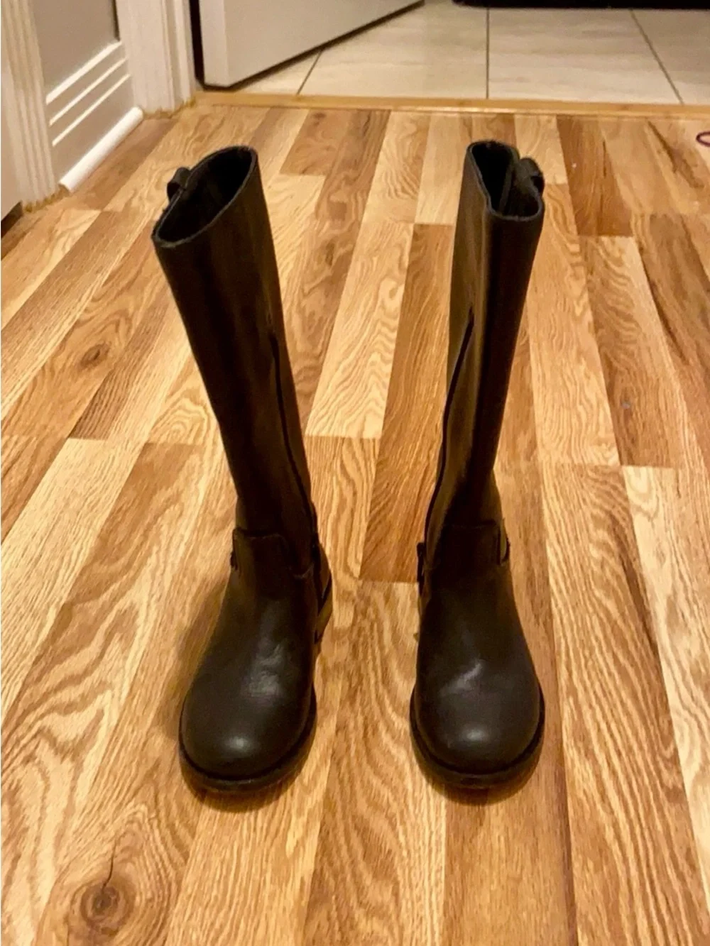 Gucci kids Black Leather Mid-Calf Boots with Gold G Logo Accent